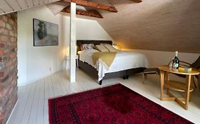 Hovslagaregården B&B